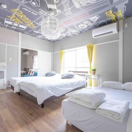 Sanacion Namba 難波千日前の5Ldk120平米 駅徒歩2分 広々バルコニーでバーベキューも可能 Apartment Osaka Exterior foto