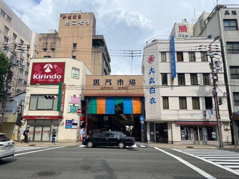 Sanacion Namba 難波千日前の5Ldk120平米 駅徒歩2分 広々バルコニーでバーベキューも可能 Apartment Osaka Exterior foto