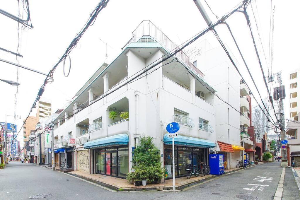 Sanacion Namba 難波千日前の5Ldk120平米 駅徒歩2分 広々バルコニーでバーベキューも可能 Apartment Osaka Exterior foto